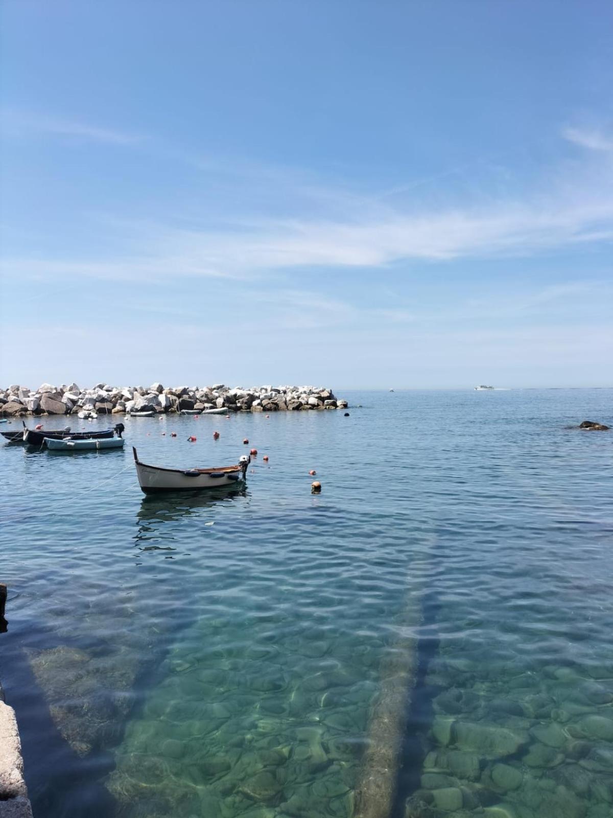 Chalet Camping River Italie Met 2 Slaapkamers Ameglia Eksteriør bilde